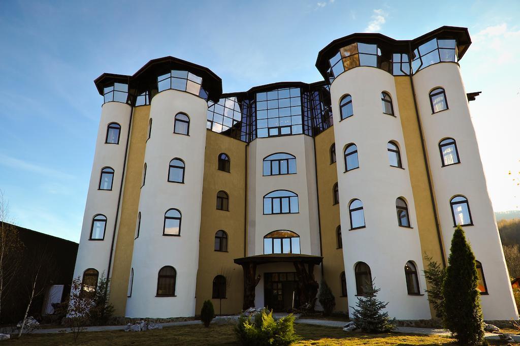 Hotel Castelul De Vis Petroszany Zewnętrze zdjęcie